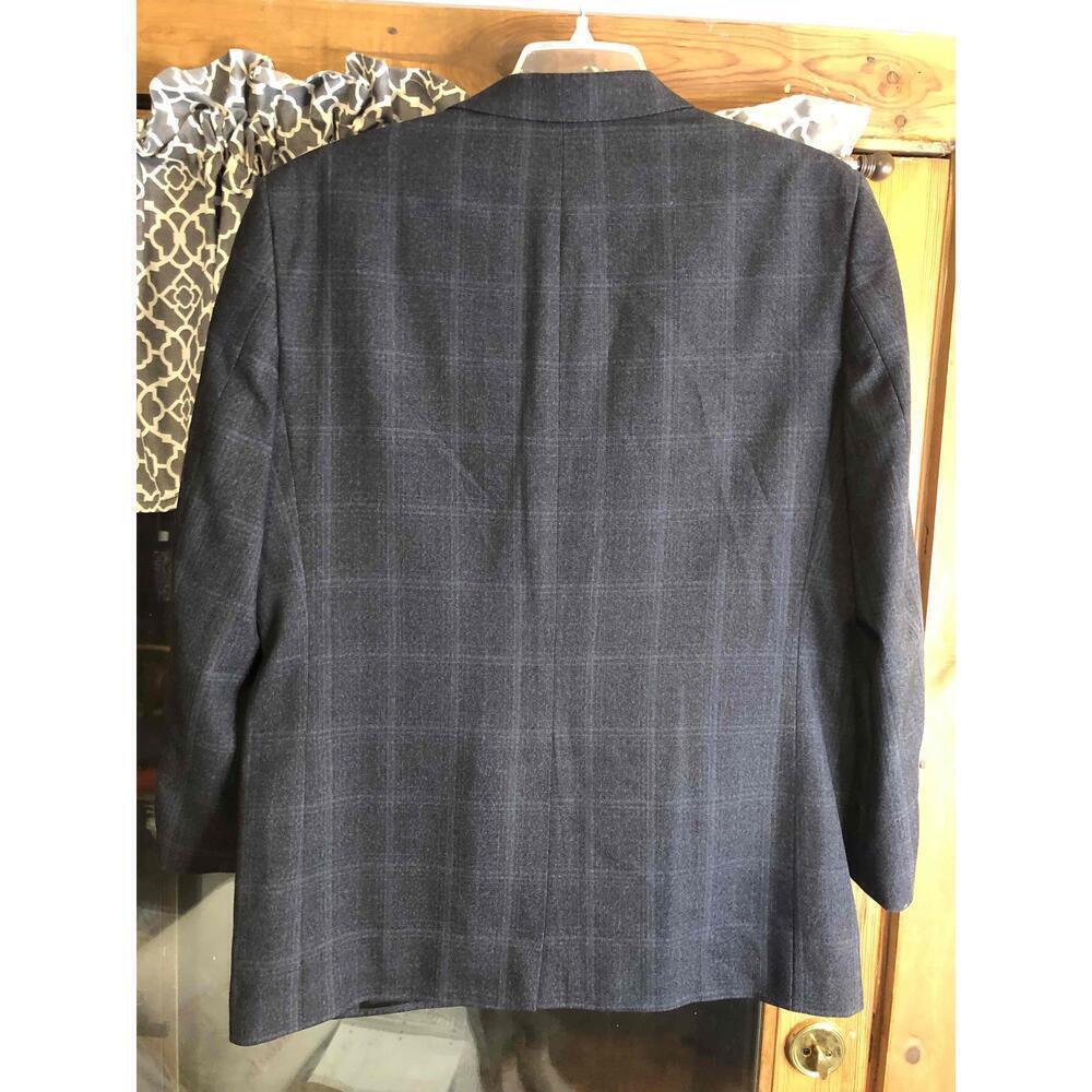 Andrew Fezza Gray Checked Pattern 2 Button Notche… - image 4